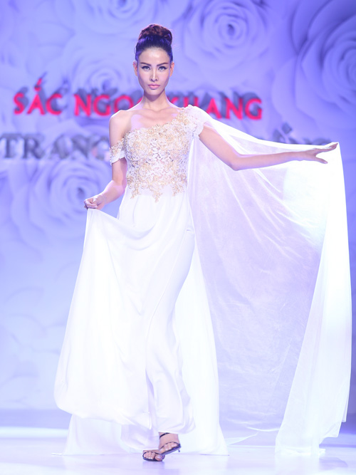 Trang Nhung quyến rũ trở lại sàn catwalk - 6