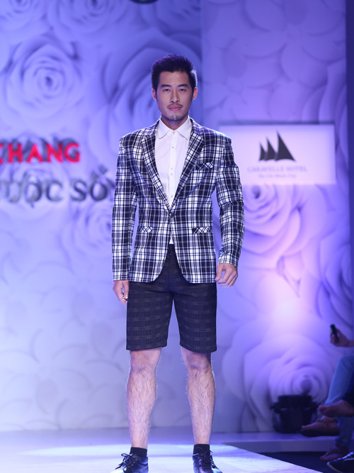 Trang Nhung quyến rũ trở lại sàn catwalk - 17