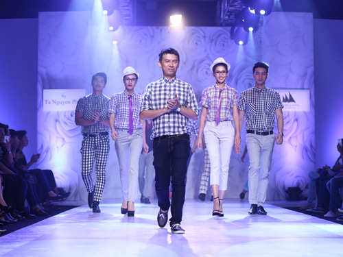 Trang Nhung quyến rũ trở lại sàn catwalk - 19