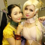 Xu hướng thời trang - Tiếp viên hàng không mặc cosplay gây xôn xao