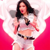 Ca nhạc - MTV - HyunA khoe cơ thể nóng rực trong clip mới