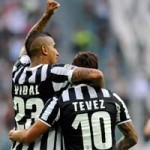 Bóng đá - MU chưa thể chiêu mộ Vidal vì… Tevez