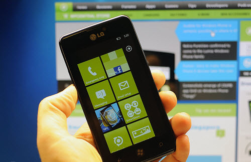 LG rục rịch với smartphone chạy Windows Phone - 1