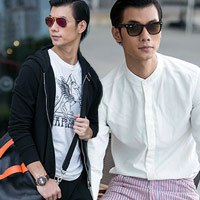 Xu hướng thời trang - Nhan Phúc Vinh gây ấn tượng trên phố Sài Gòn