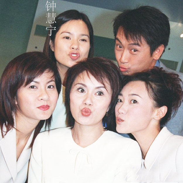 Người đẹp Hồng Kông nhảy lầu tự tử ở tuổi 43 - 8