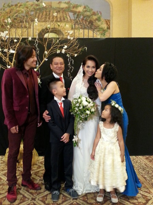 Kim Hiền hạnh phúc trong ngày cưới tại Mỹ - 7