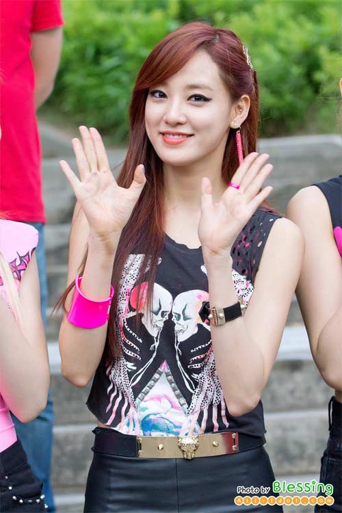 Bảng xếp hạng các "nữ thần châu Á" gây tranh cãi - 8