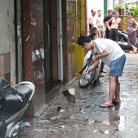 Tin tức trong ngày - Hóa vàng đầu tháng "cô hồn", nhà 4 tầng bốc cháy