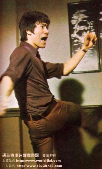 Phong cách thời trang sành điệu của Lý Tiểu Long - 15