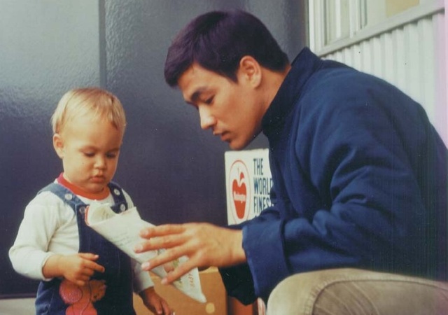 Phong cách thời trang sành điệu của Lý Tiểu Long - 6