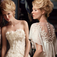 Bí quyết mặc đẹp - Đẹp xao lòng cùng váy cưới cổ điển