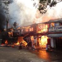 Tin tức trong ngày - Cháy lớn tại TP Buôn Ma Thuột, 11 cửa hàng bị thiêu rụi