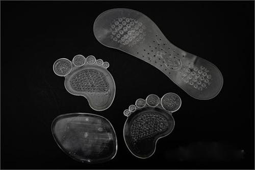 Mách chị em sắm phụ kiện "bảo dưỡng" đôi chân - 4