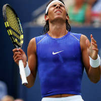 Thể thao - "Bò tót" Nadal và chiếc áo sát nách