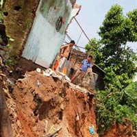 Tin tức trong ngày - Những ngôi nhà trên… “miệng tử thần” ở Lạng Sơn