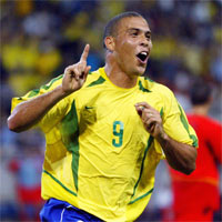 Bóng đá - Quên Ronaldo & Messi đi, Rô “béo” vẫn hay nhất