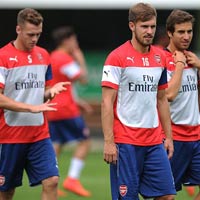 Bóng đá - Arsenal miệt mài "luyện công" trước Emirates Cup 2014