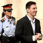 Bóng đá - Messi và 9 ngôi sao bị pháp luật “sờ gáy”