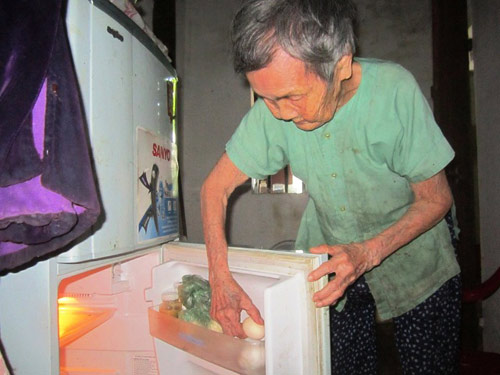 Gặp đôi vợ chồng cao tuổi nhất Việt Nam - 6