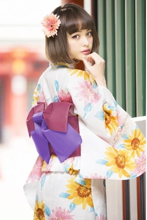 Cư dân mạng phát cuồng vì thiếu nữ lai đẹp hơn tranh - 6