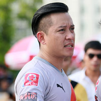 Bóng đá - Quốc Vượng, ca sỹ Tuấn Hưng "lực bất tòng tâm"