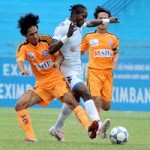 Bóng đá - Vòng 23 V-League: Dấu hỏi cho &quot;anh em&quot; nhà HN.T&amp;T