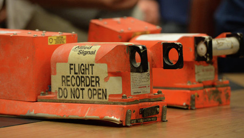 Dữ liệu hộp đen: Phi công MH17 không kịp thốt một lời - 1