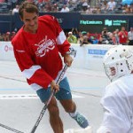 Thể thao - Federer luyện hockey để chinh phục Rogers Cup