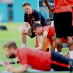 Bóng đá - MU: Cận cảnh Van Gaal “hành” các học trò