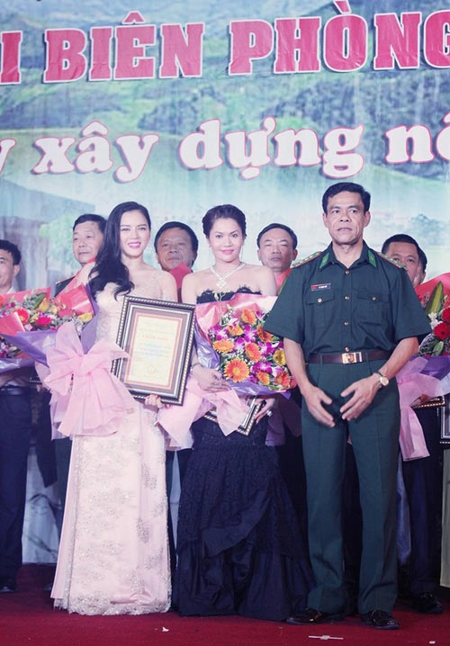 2 người đẹp có mối quan hệ “khủng” trong showbiz Việt - 5