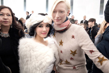 2 người đẹp có mối quan hệ “khủng” trong showbiz Việt - 14