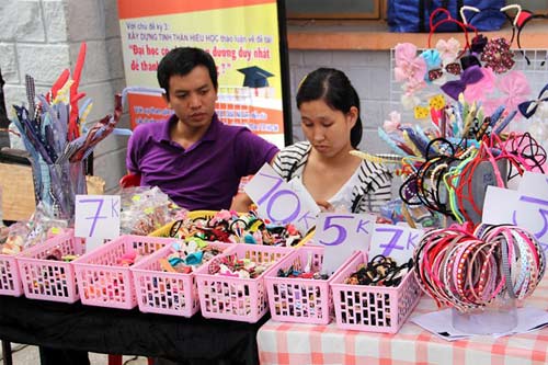 Đi chợ sale săn hàng độc, giá rẻ ở Sài Gòn - 10