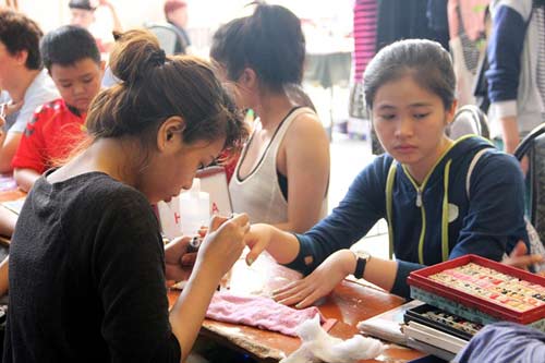 Đi chợ sale săn hàng độc, giá rẻ ở Sài Gòn - 13