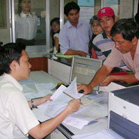 Tin tức trong ngày - Công chức có được phép nổi nóng với dân?