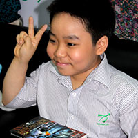 Bạn trẻ - Cuộc sống - Thần đồng 12 tuổi với "gia tài" kiến thức đồ sộ