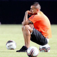 Bóng đá - Bí mật sau vụ MU chưa mua được Vidal