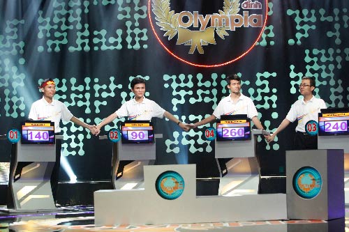 Olympia 14: Chủ biên SGK môn Sinh ủng hộ Hoàng Bách - 2