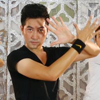 Ca nhạc - MTV - Nguyễn Phi Hùng tập luyện 12 tiếng để "lột xác" sexy