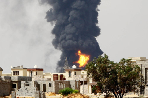 Toàn cảnh chiến sự Libya buộc 750 lao động VN về nước - 1
