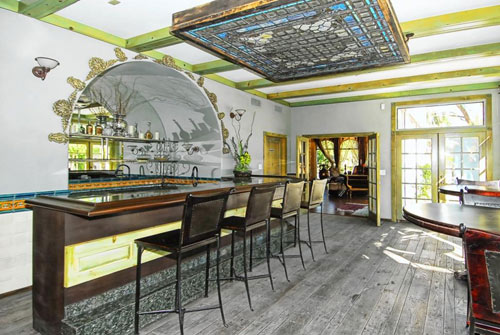 Thăm khu biệt thự rao giá 19,5 triệu đô của Michael Jackson - 10