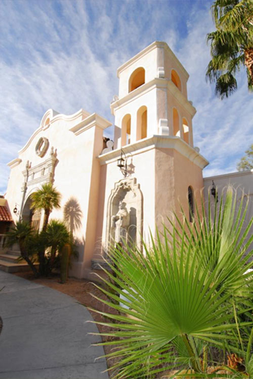 Thăm khu biệt thự rao giá 19,5 triệu đô của Michael Jackson - 2