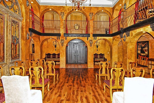 Thăm khu biệt thự rao giá 19,5 triệu đô của Michael Jackson - 11