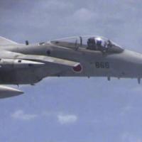 Tin tức trong ngày - F-15 Nhật đuổi theo máy bay TQ trên biển Hoa Đông