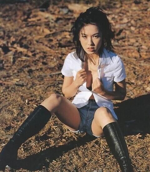 Lộ ảnh quá khứ "nổi loạn" của ngọc nữ Đài Loan - 12