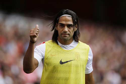 Liverpool cần Falcao: Mãnh hổ để săn danh hiệu - 2