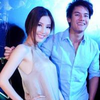 Phim - Diễm My 9x đi xem phim cùng "trai lạ"