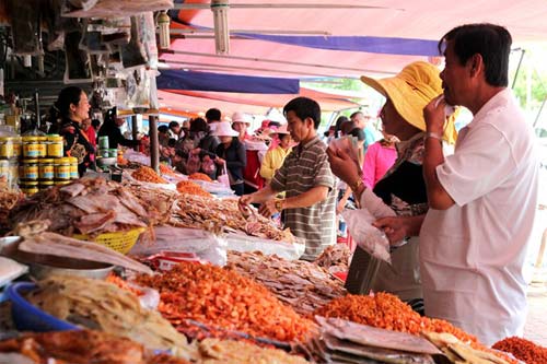Chợ cá khô 30.000 đồng/kg ở biển Bà Rịa - Vũng Tàu - 1