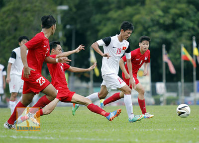 Cập nhật U19 VN–U21 Singapore: Mưa bàn thắng (KT) - 11