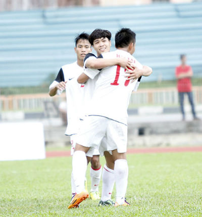 Cập nhật U19 VN–U21 Singapore: Mưa bàn thắng (KT) - 15