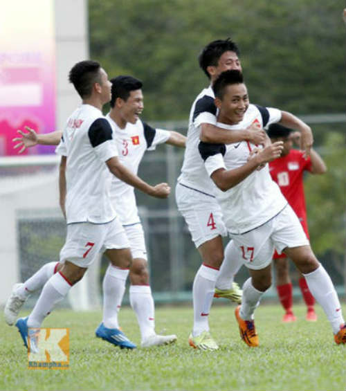 U19 Việt Nam - U21 Singapore: Vùi dập đối thủ - 1